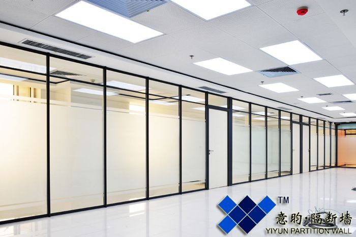 供应重庆玻璃隔断价格/重庆玻璃隔断厂家